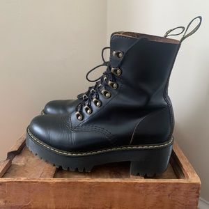 Doc Marten Leona Boot
